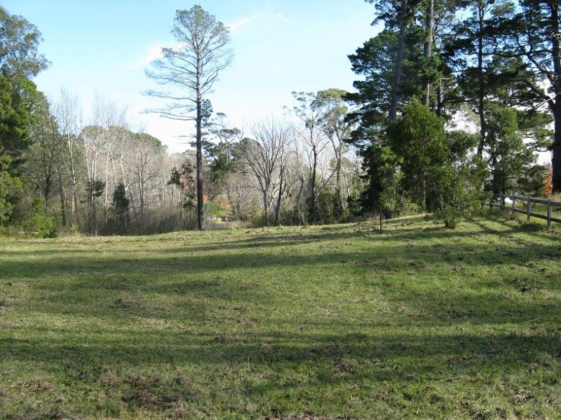 35 Yean Street, Burradoo NSW 2576