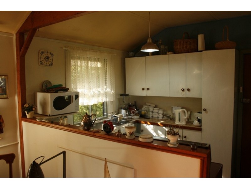 11 Ross Street, Bundanoon NSW 2578