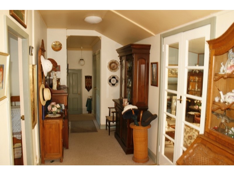 11 Ross Street, Bundanoon NSW 2578