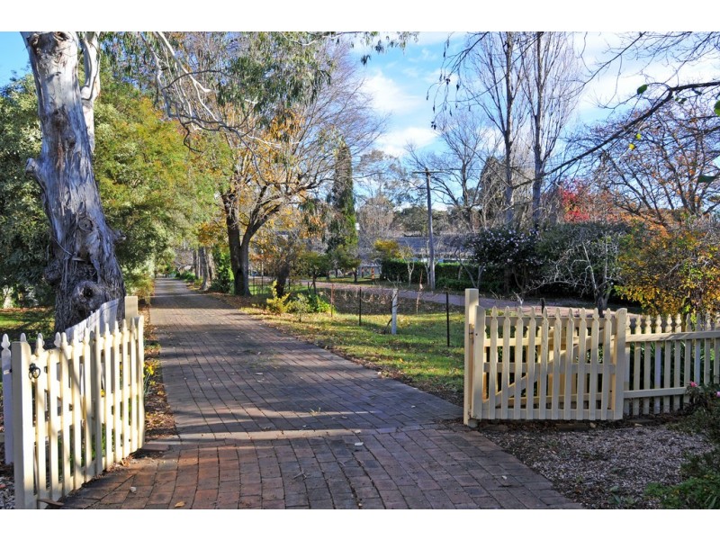 54A Kangaloon Road, Bowral NSW 2576