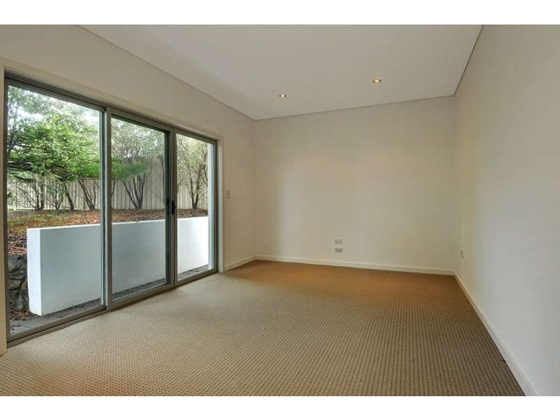 21 Pheasant Point Drive, Kiama NSW 2533