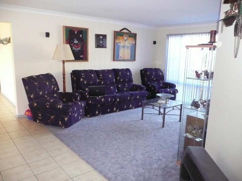 56 North Street, Robertson NSW 2577