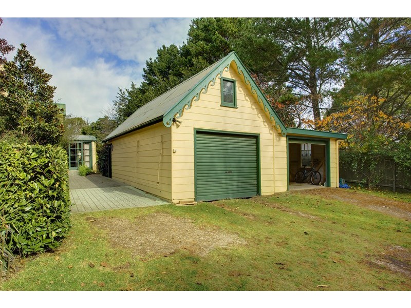 1 Burrawang Station Road, Burrawang NSW 2577