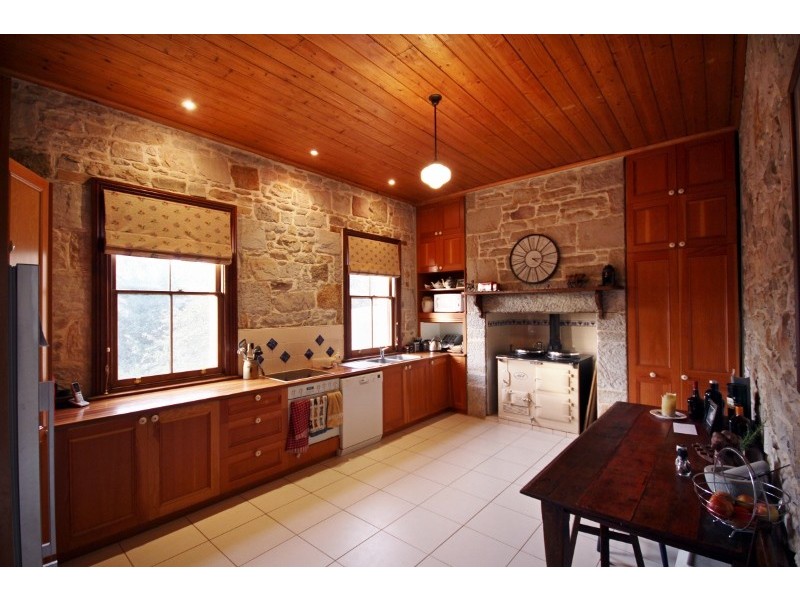 12 Huon Street, Tallong NSW 2579