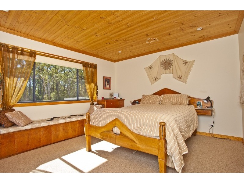 15 Oakendale Road, Glen Oak NSW 2320