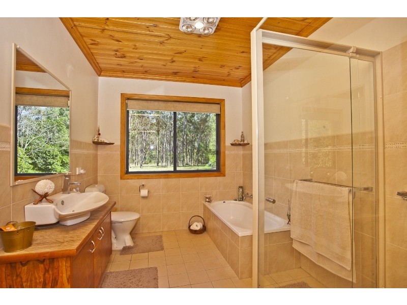 15 Oakendale Road, Glen Oak NSW 2320