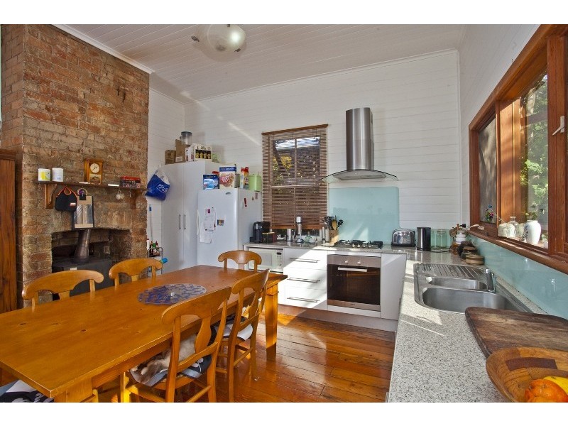 40 Lord Street, Dungog NSW 2420