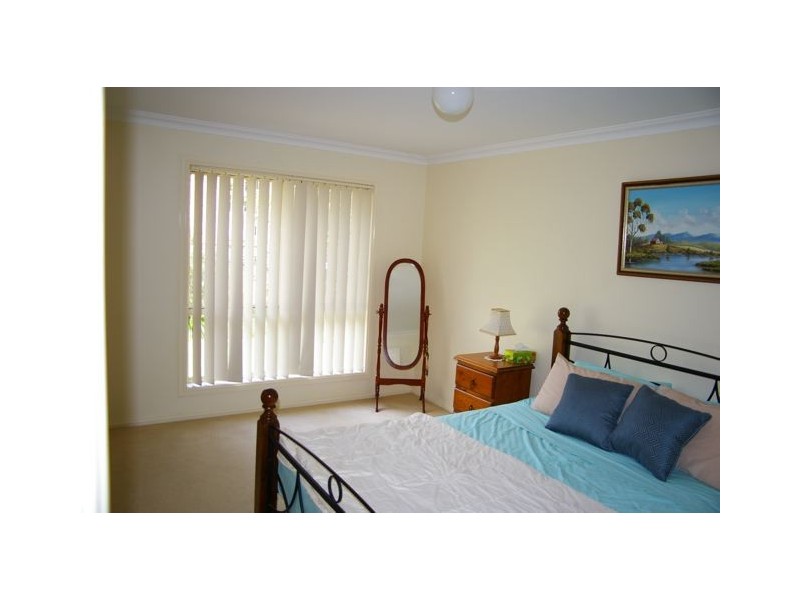 6 Dengate Crescent, Moss Vale NSW 2577