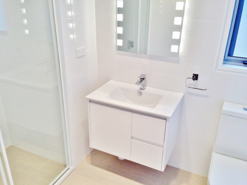 17 Henry Place, Young NSW 2594