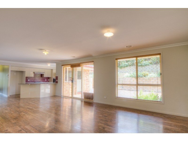 12 Innes Road, Moss Vale NSW 2577