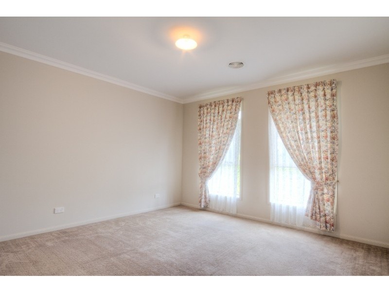 12 Innes Road, Moss Vale NSW 2577