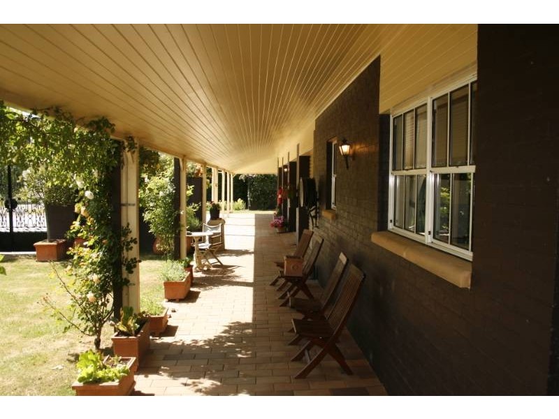 6 Larkin Close, Bundanoon NSW 2578