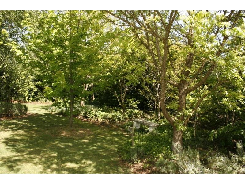 6 Larkin Close, Bundanoon NSW 2578