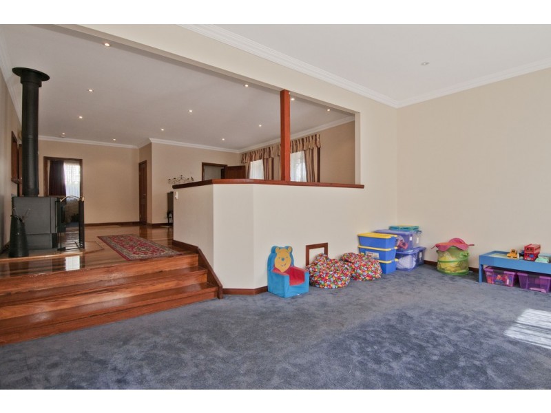 5 Robinia Drive, Bowral NSW 2576