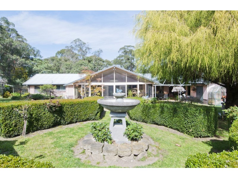 28 Highland Drive, Bowral NSW 2576
