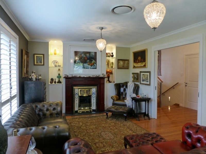 8 Lodge Lane, Bundanoon NSW 2578