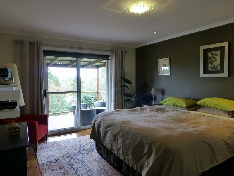 8 Lodge Lane, Bundanoon NSW 2578