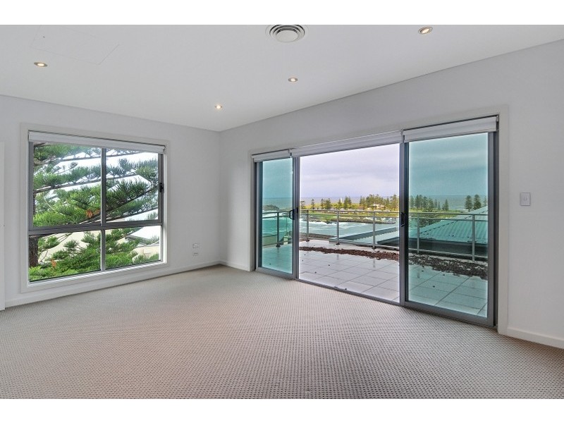 21 Pheasant Point Drive, Kiama NSW 2533