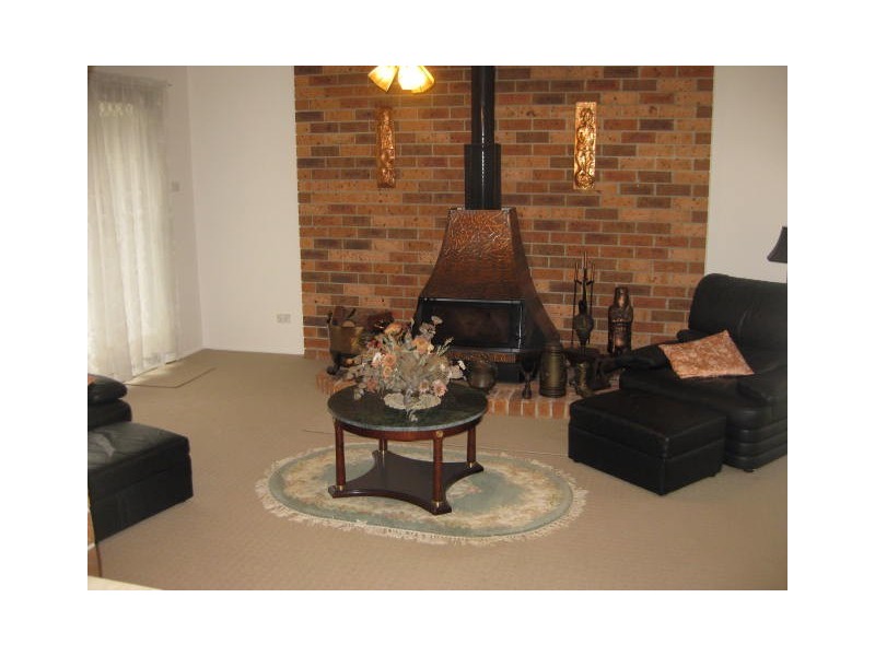 7 Jenkins Street, Douglas Park NSW 2569