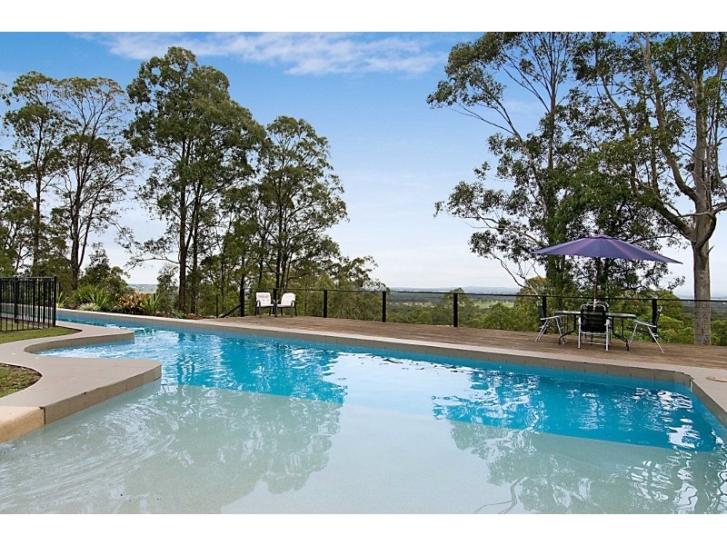 3 Giles Road, Seaham NSW 2324