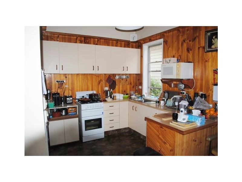 55 South Street, Robertson NSW 2577