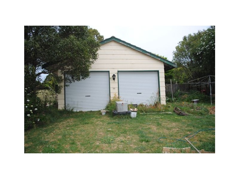 55 South Street, Robertson NSW 2577