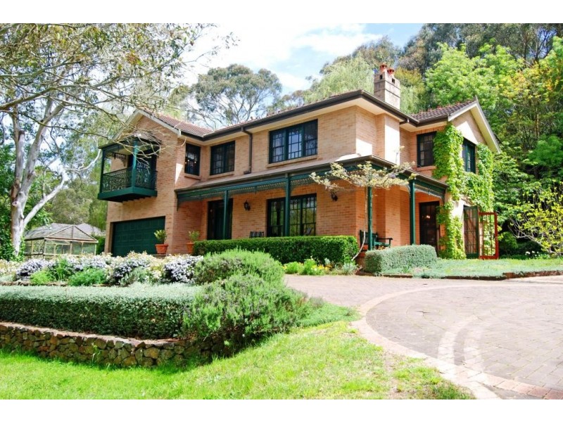 84 Centennial Road, Bowral NSW 2576