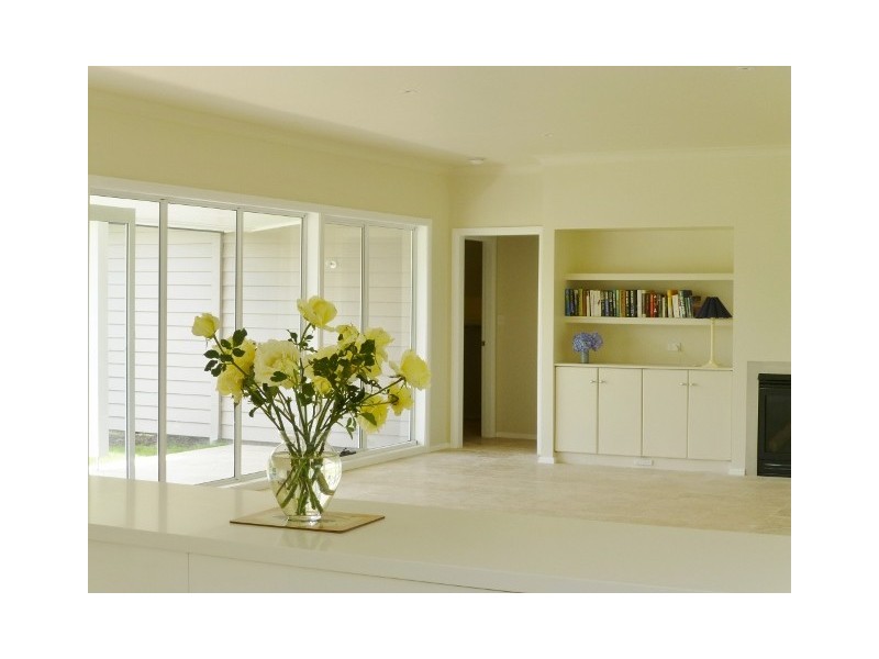 4 Larkin Close, Bundanoon NSW 2578