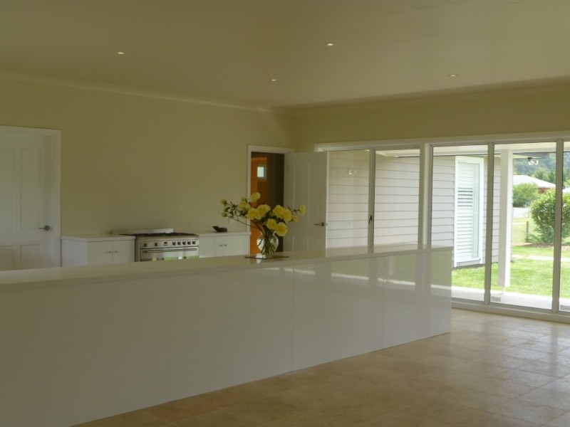 4 Larkin Close, Bundanoon NSW 2578