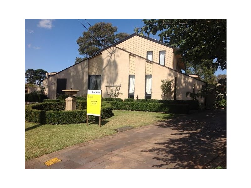 6 Hercules Close, Moss Vale NSW 2577