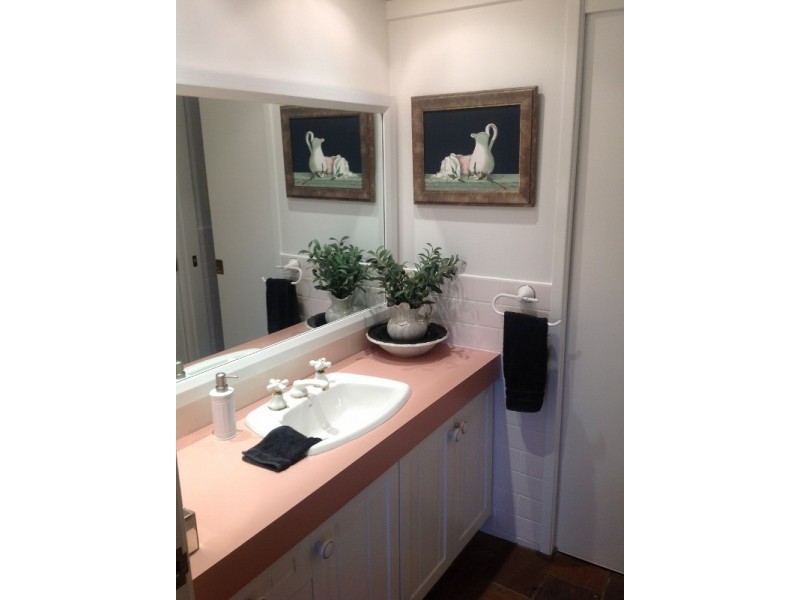 6 Hercules Close, Moss Vale NSW 2577