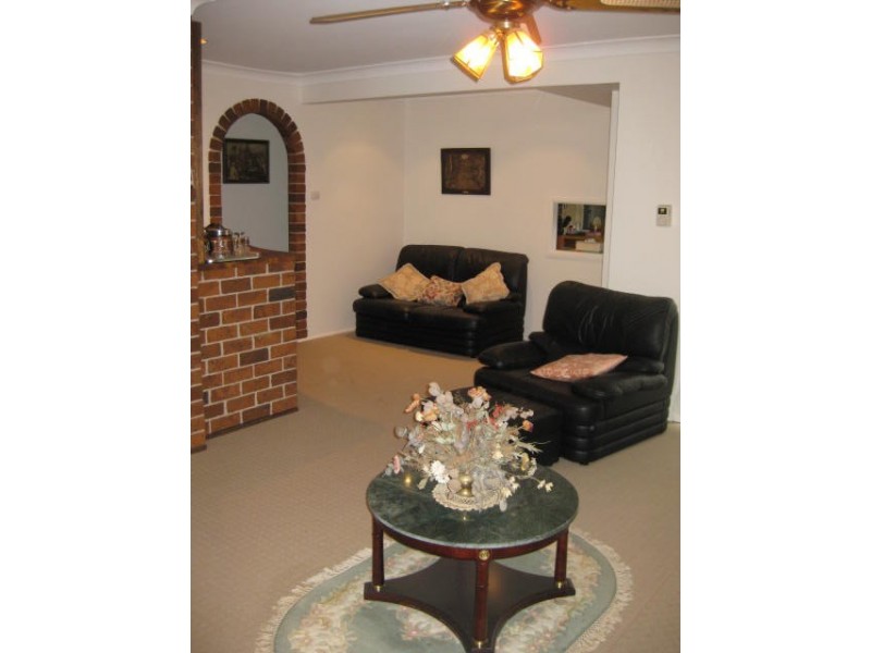 7 Jenkins Street, Douglas Park NSW 2569