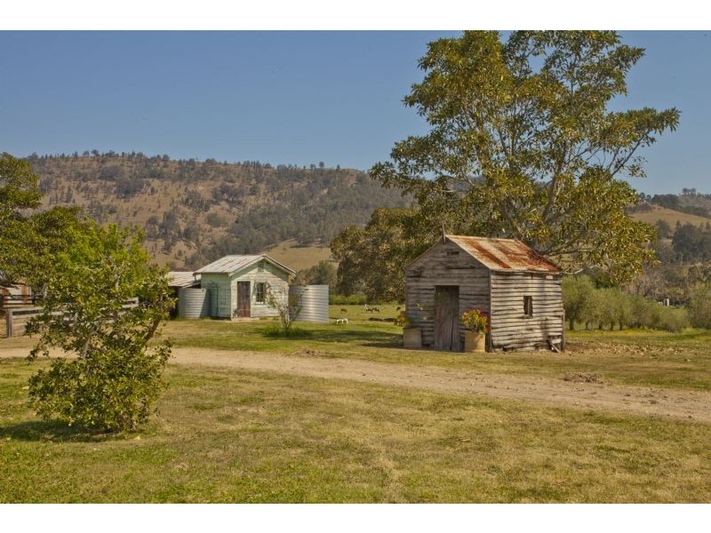 797 Allyn River Rd, Gresford NSW 2311