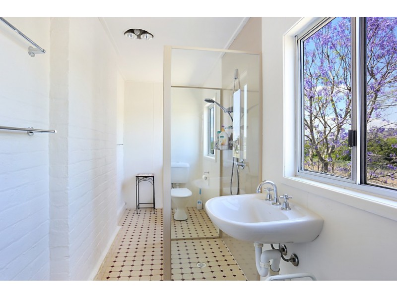 2 Chapman Street, Dungog NSW 2420