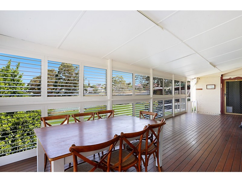 2 Chapman Street, Dungog NSW 2420