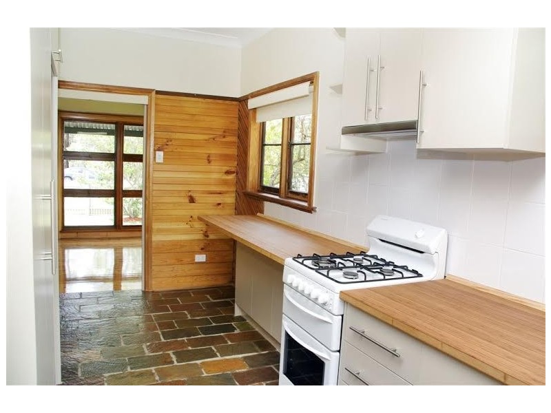 26 Old Hume Highway, Yerrinbool NSW 2575