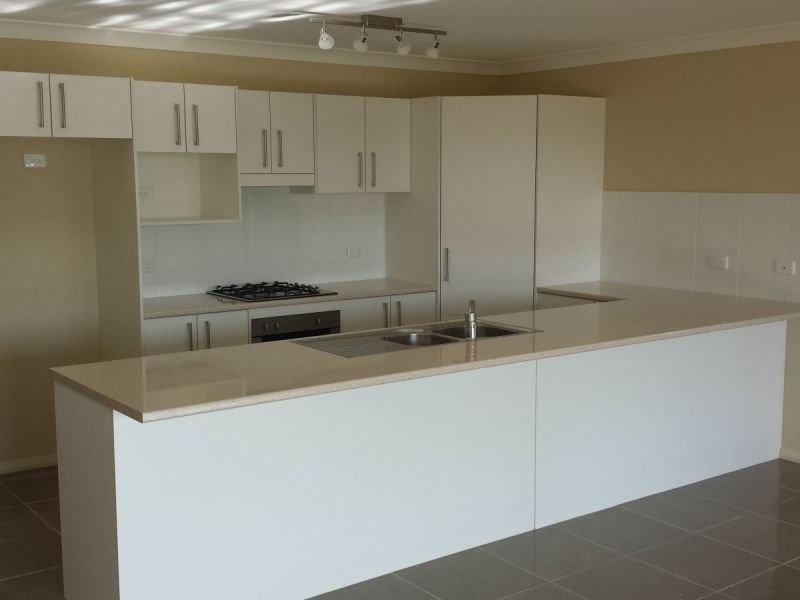 76 Hills Street, Young NSW 2594