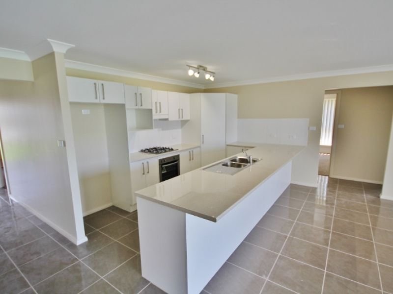 76 Hills Street, Young NSW 2594