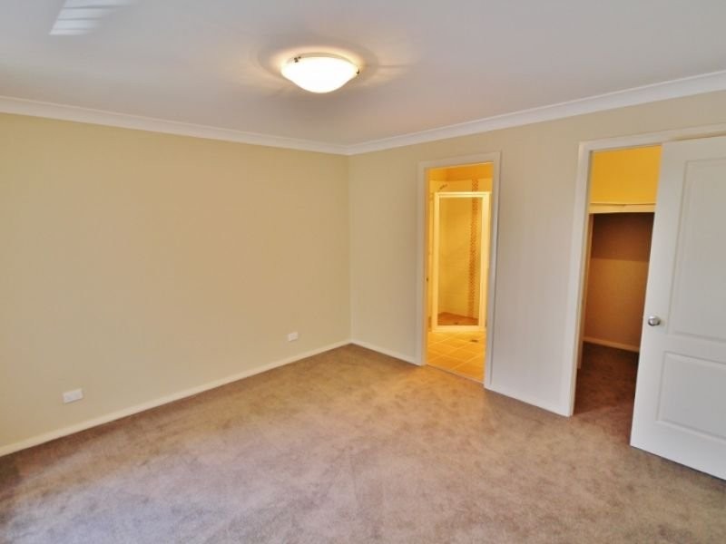 76 Hills Street, Young NSW 2594