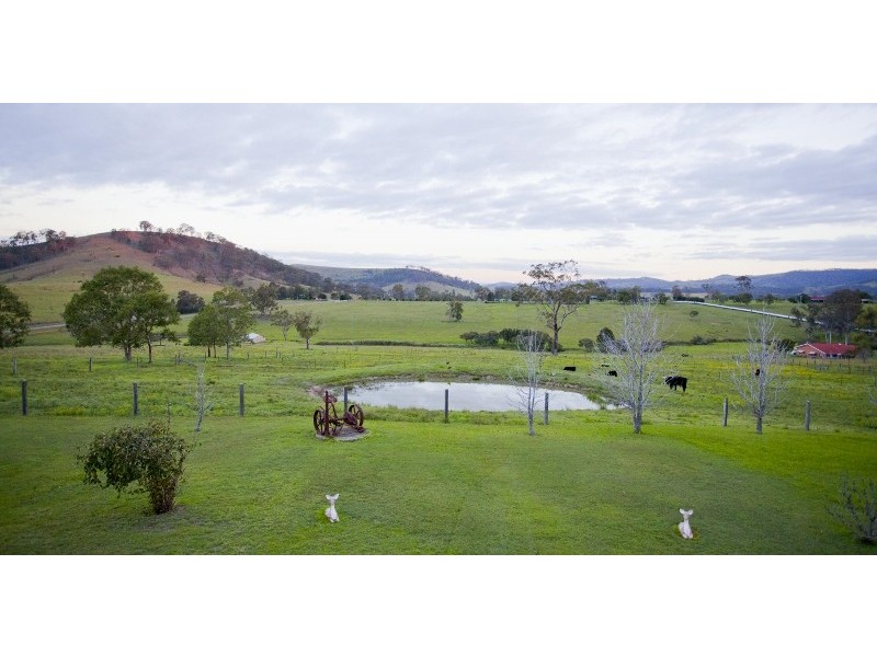 39 Wade Street, Dungog NSW 2420