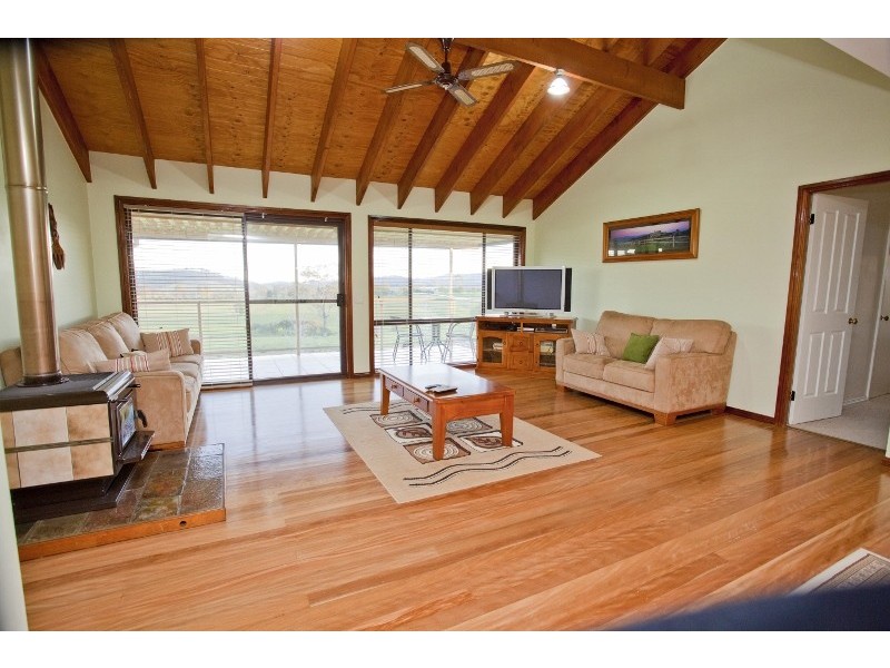 39 Wade Street, Dungog NSW 2420