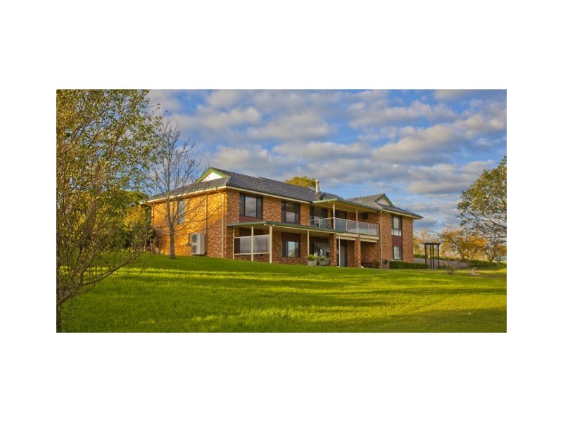 39 Wade Street, Dungog NSW 2420