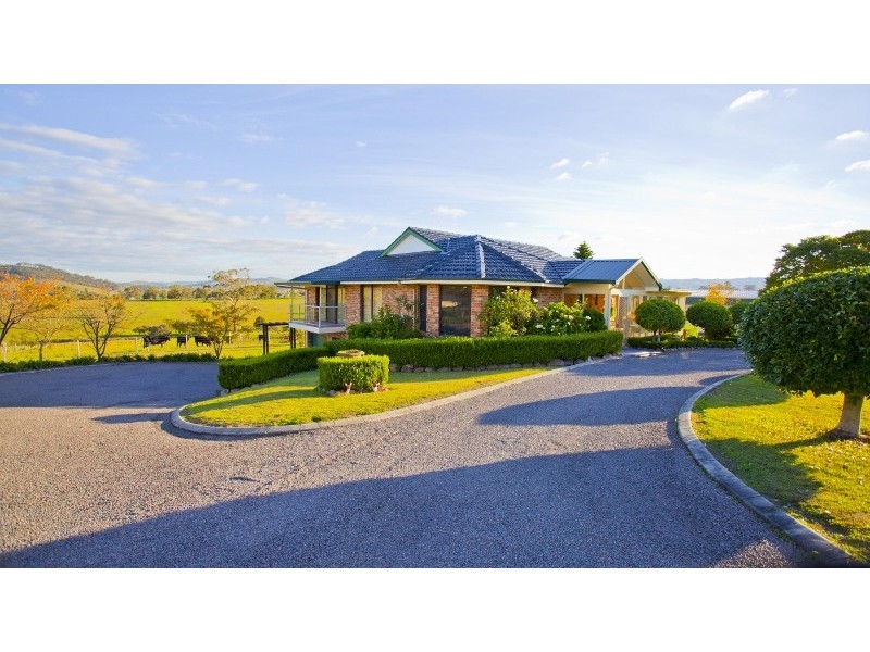 39 Wade Street, Dungog NSW 2420