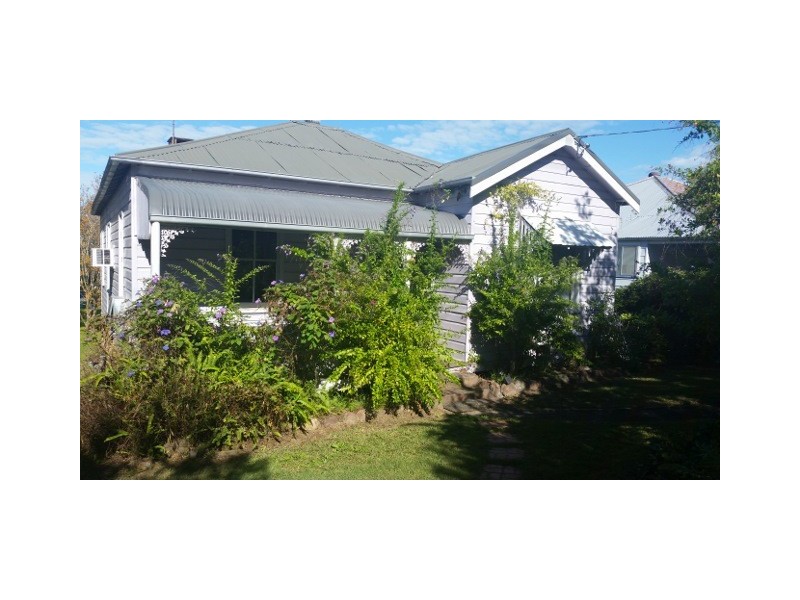 22 Mary Street, Dungog NSW 2420