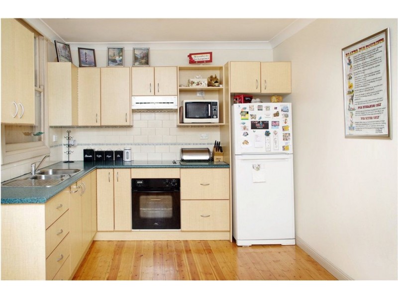 41 Yarrawa Street, Moss Vale NSW 2577