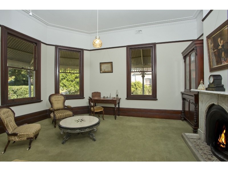 54 Belmore Road, Lorn NSW 2320