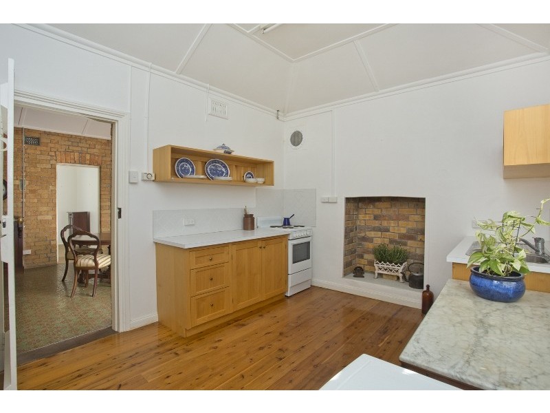 54 Belmore Road, Lorn NSW 2320