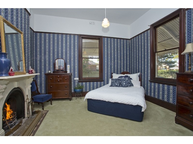 54 Belmore Road, Lorn NSW 2320