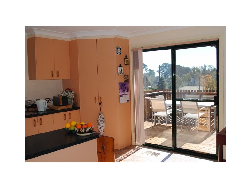 9 Villiers Road, Moss Vale NSW 2577