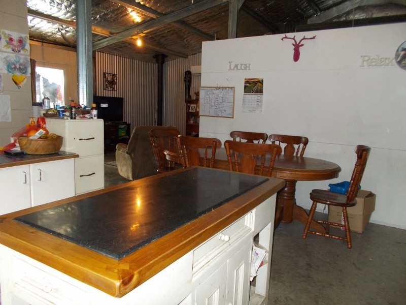 637 Brookfield Road, Wallarobba NSW 2420